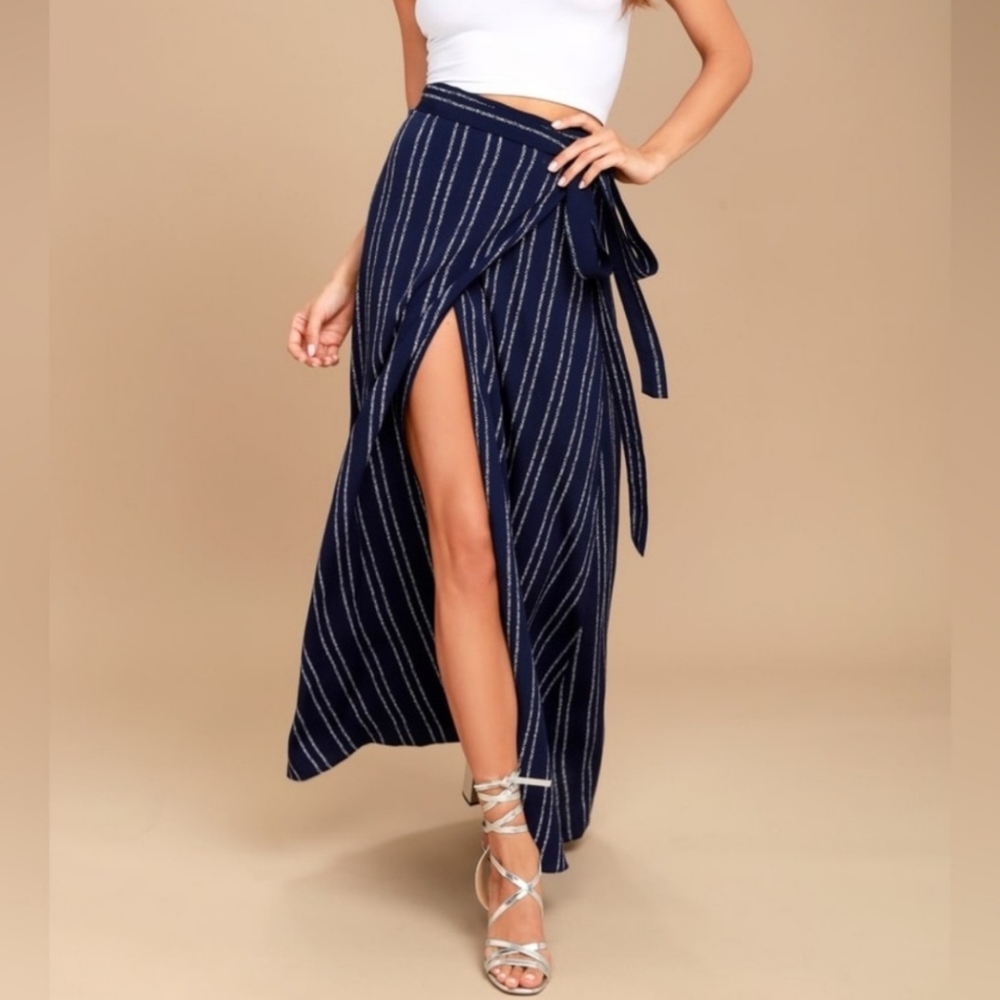 Lulus Whole Wide World Navy Blue Print Wrap High Waisted Maxi Skirt Size M